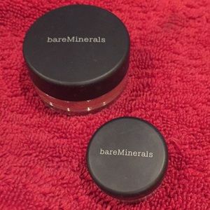 Bare minerals concealer and blush